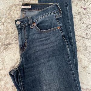Levi’s Boyfriend jeans